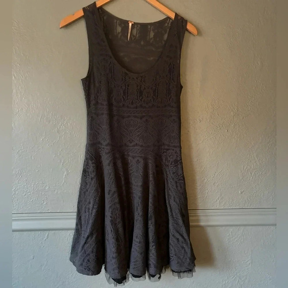 Free People, lace overlay, camisole, tulle slip, dress, small - Picture 1 of 11